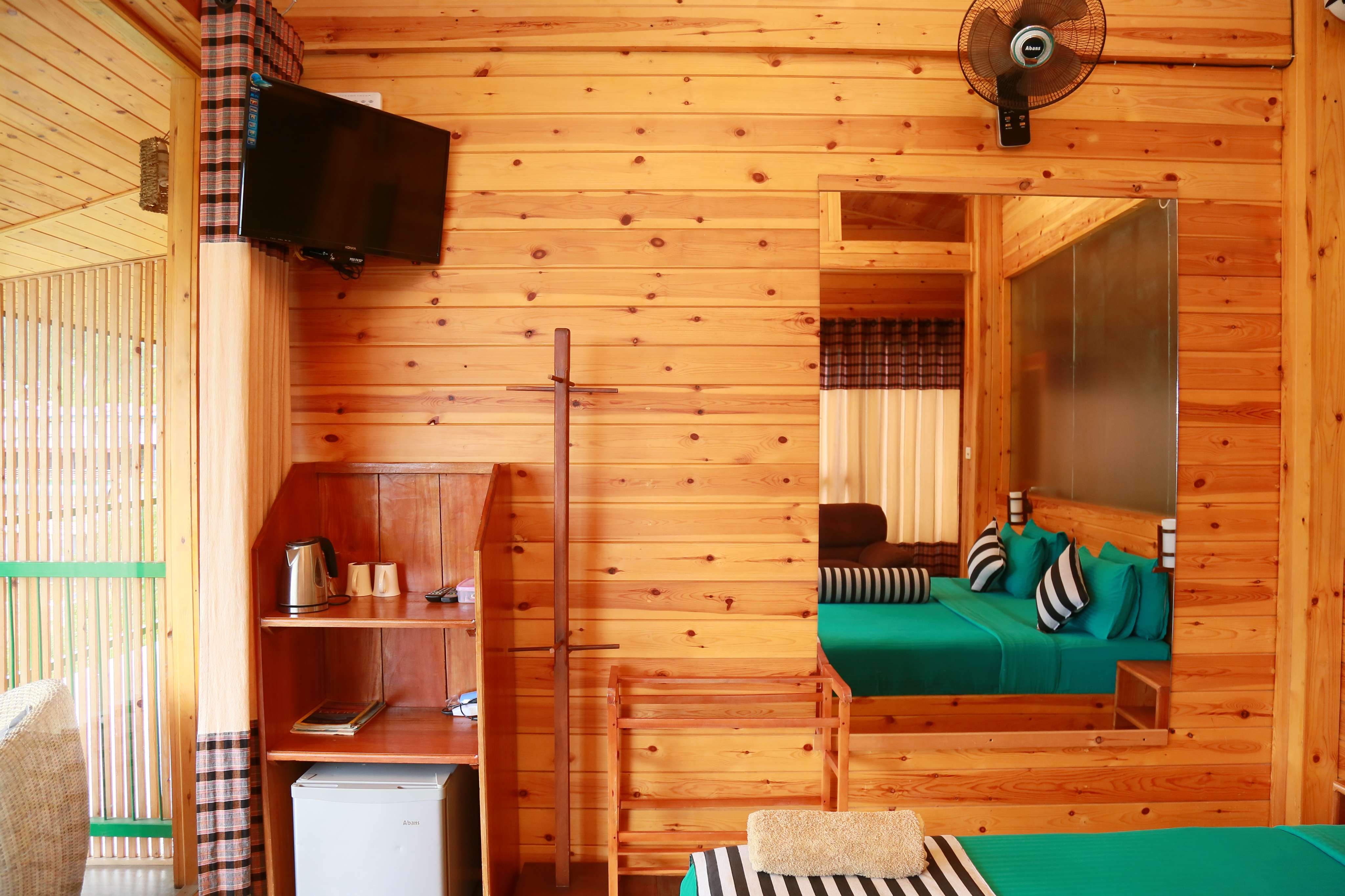 Junior Suite With Mountain View Balcony  (2 Adults + 1 Child) thumbnail 8